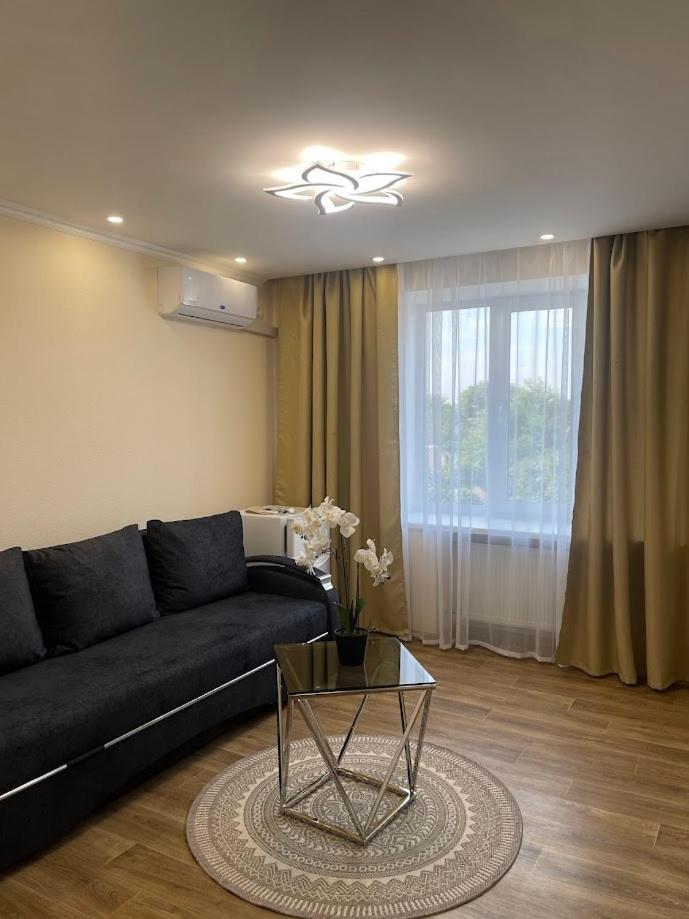Hotel Elegia Trostyanets  Экстерьер фото