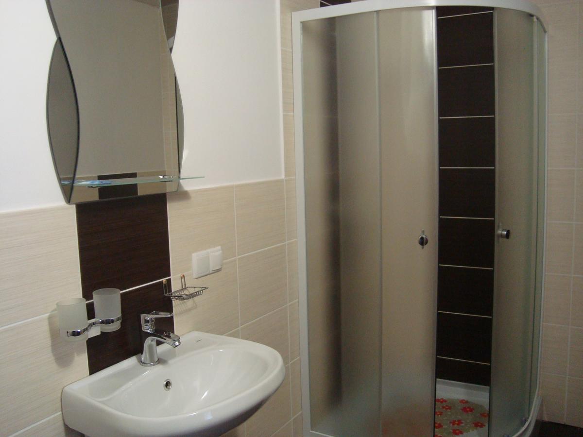 Hotel Elegia Trostyanets  Экстерьер фото